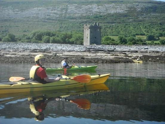 Ceol Na Dtonnta Hotel Doolin Exterior foto