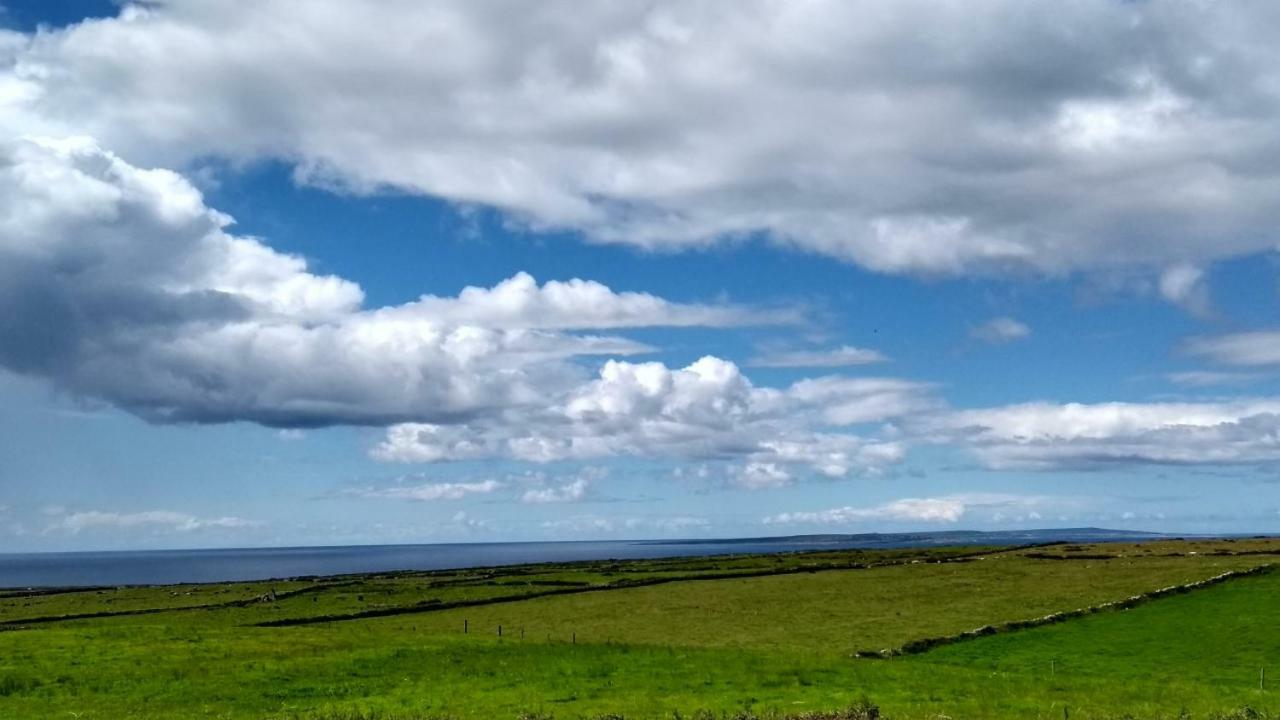 Ceol Na Dtonnta Hotel Doolin Exterior foto